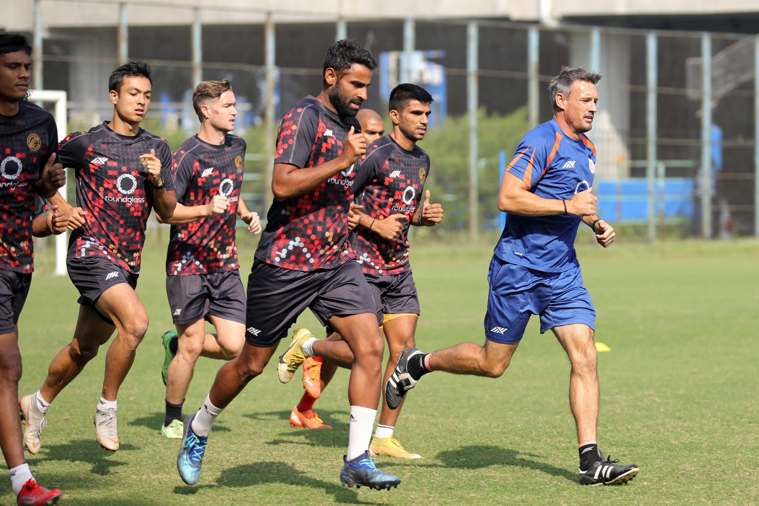 Don’t want to play football without the pressure, says RoundGlass Punjab Head Coach Westwood