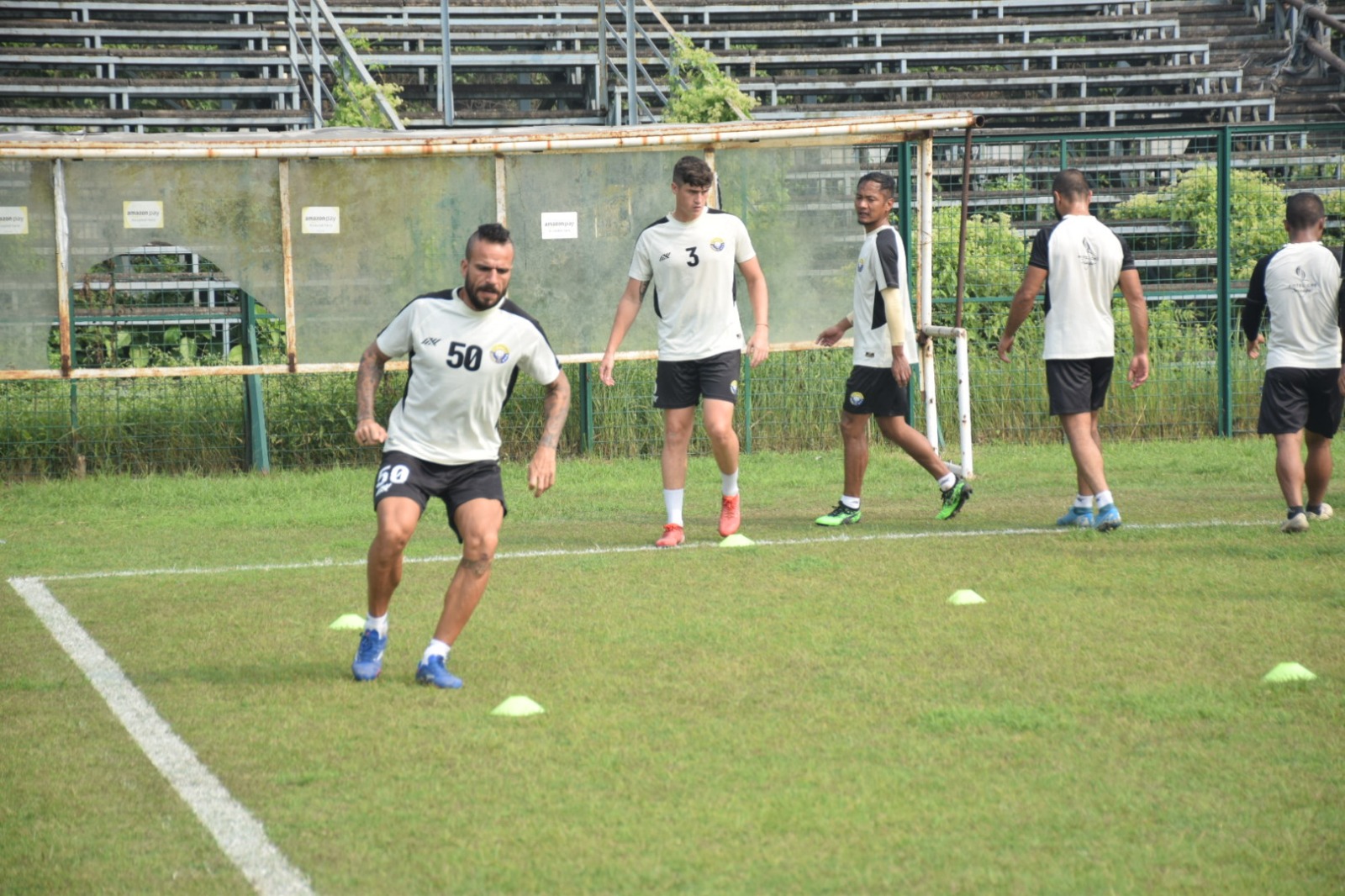Real Kashmir, Aizawl lock horns in Kalyani