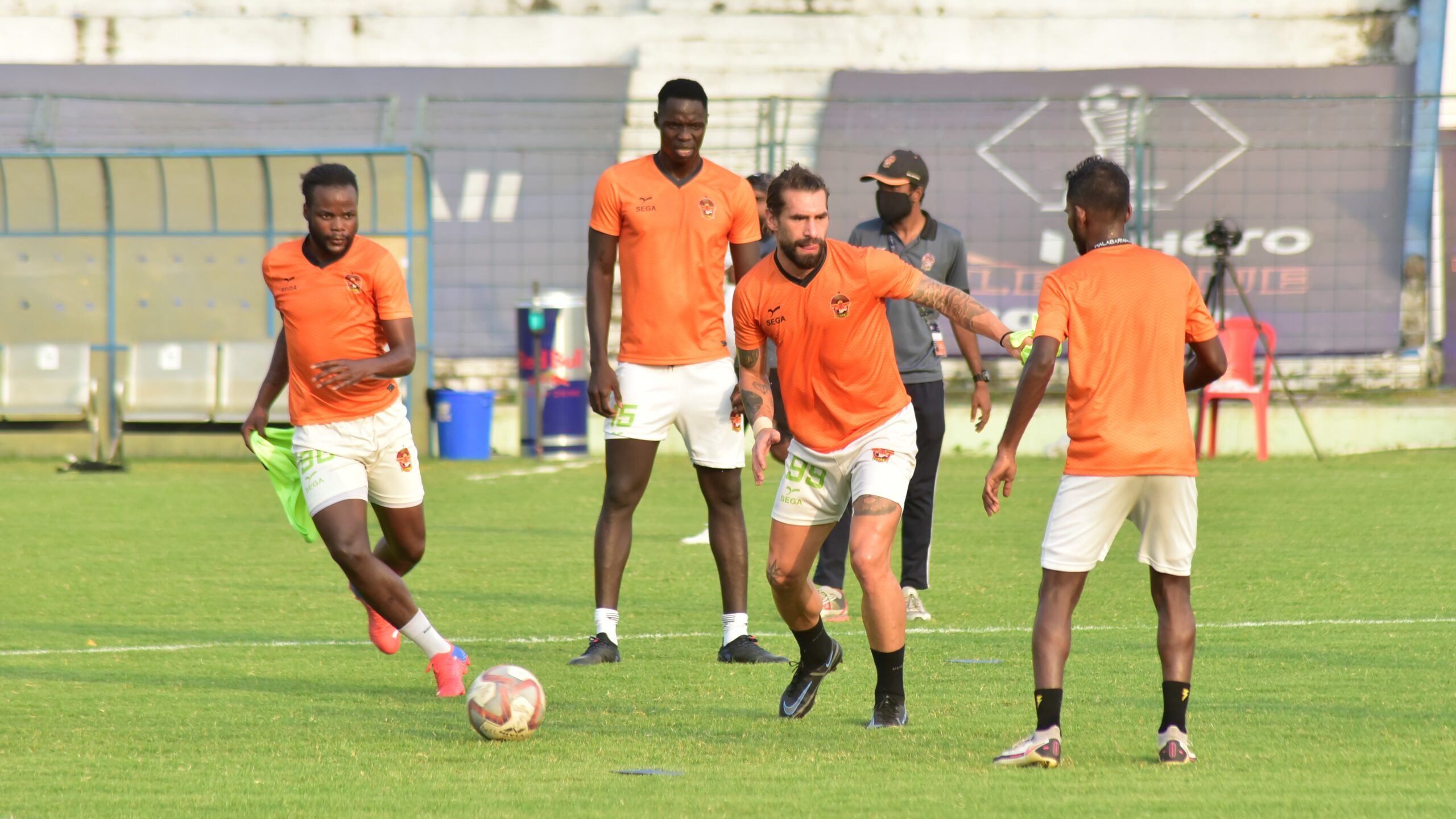 Placed at opposite ends of the table, Gokulam Kerala face Indian Arrows