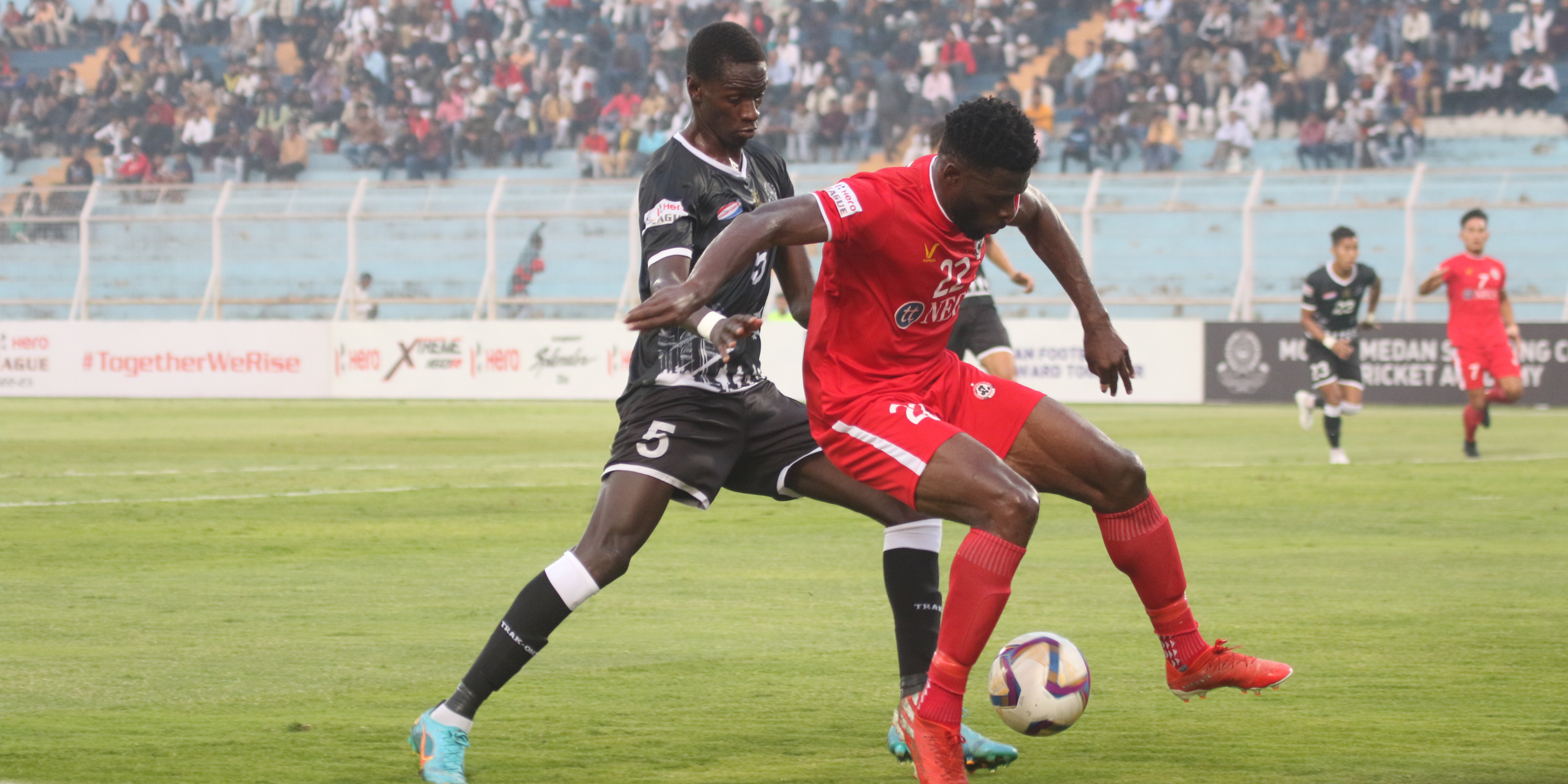 Mohammedan Sporting claw back twice to share points with Aizawl