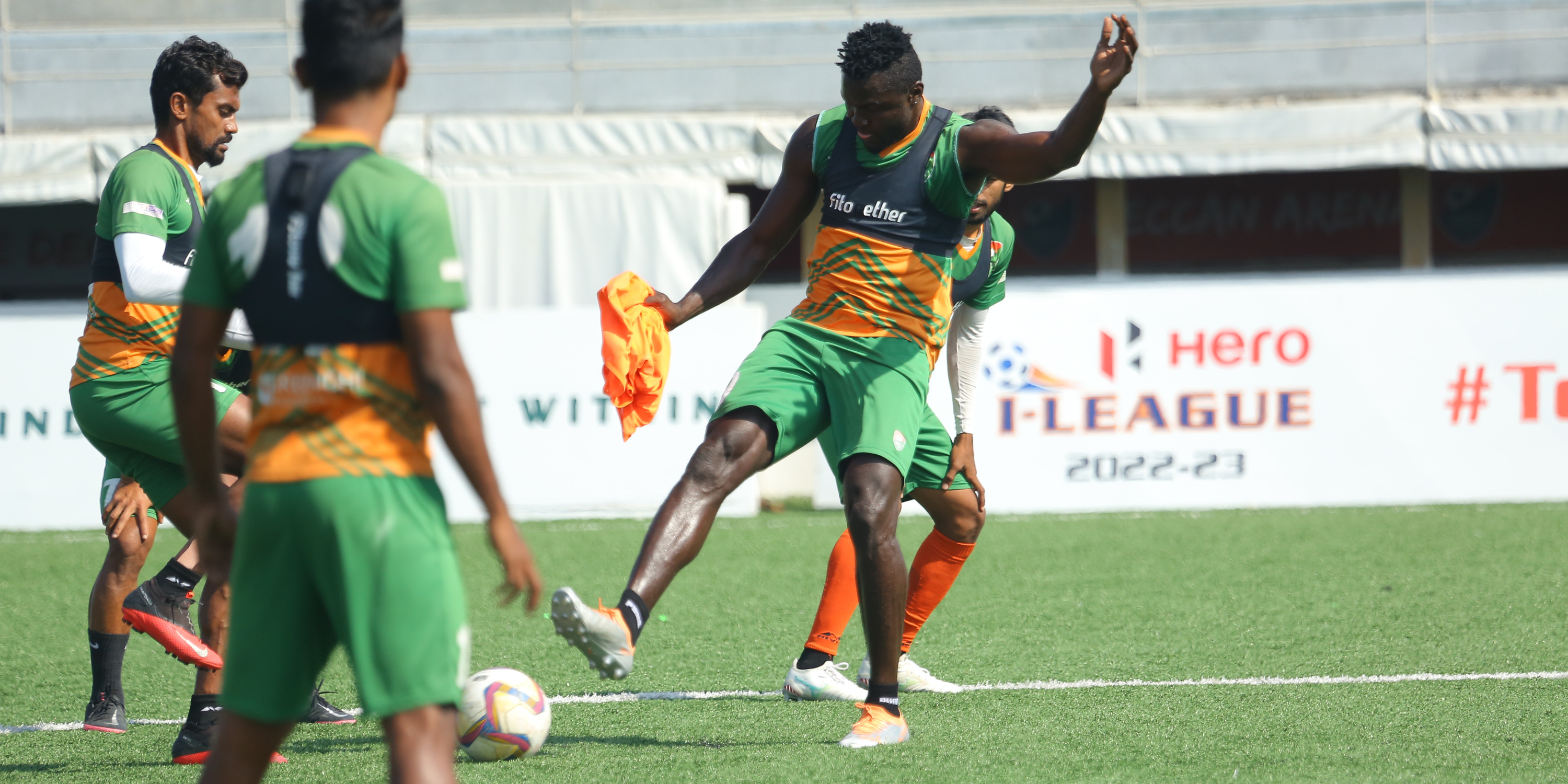 Sreenidi Deccan take on Sudeva Delhi in top versus bottom clash
