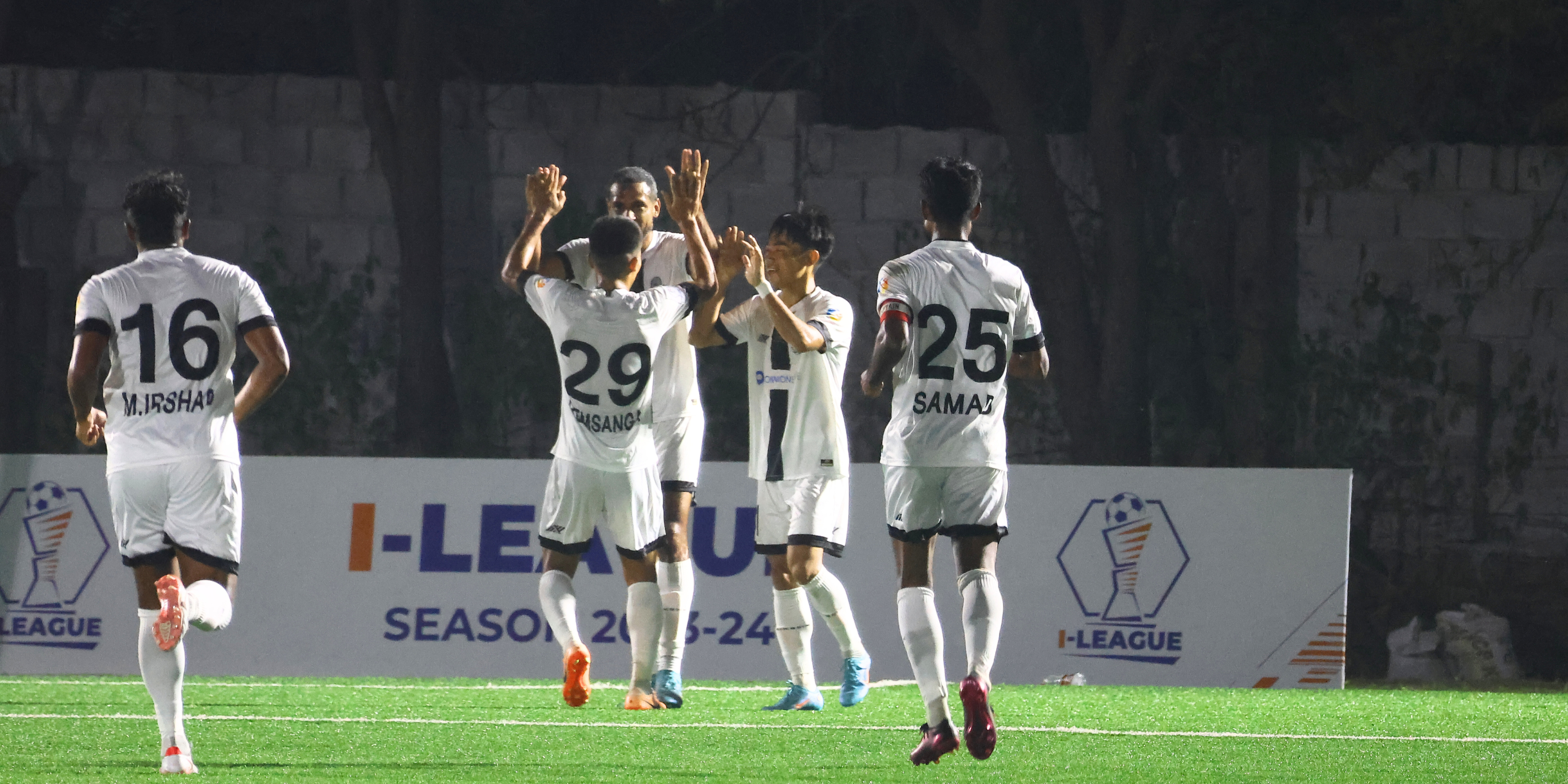 Mohammedan make it three on the trot; move to top of table