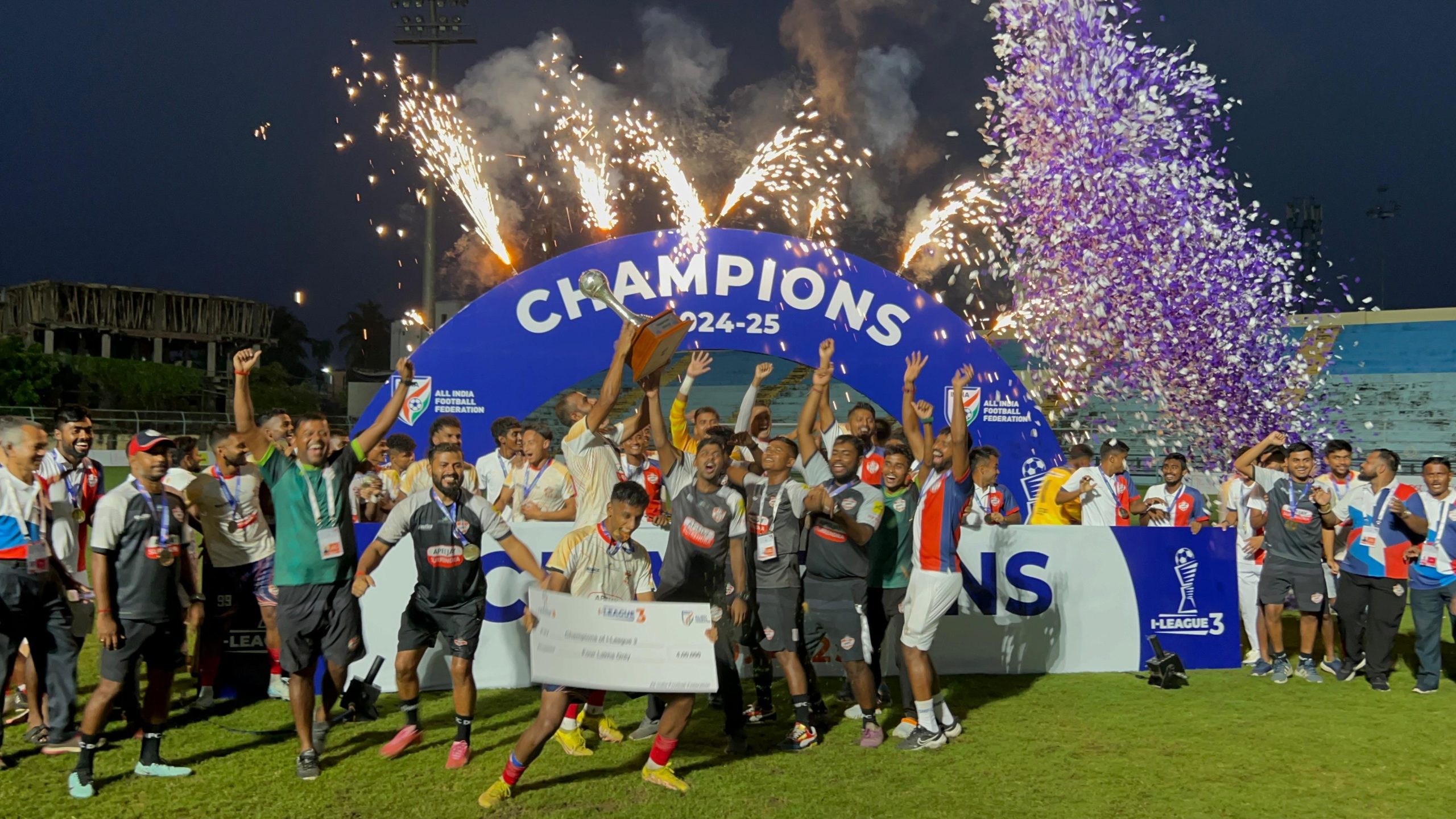 Diamond Harbour FC bag I-League 3 title