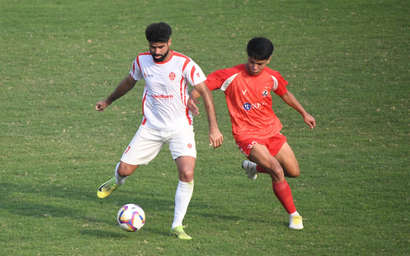 Namdhari, Aizawl split points in Indian Football League opener