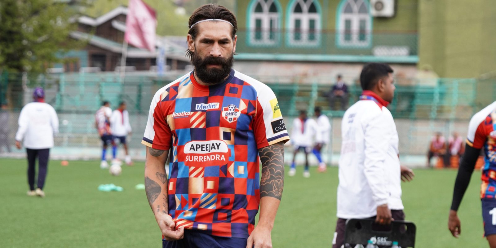 Namdhari SC face table toppers Diamond Harbour FC; Real Kashmir chase their first win against Chanmari