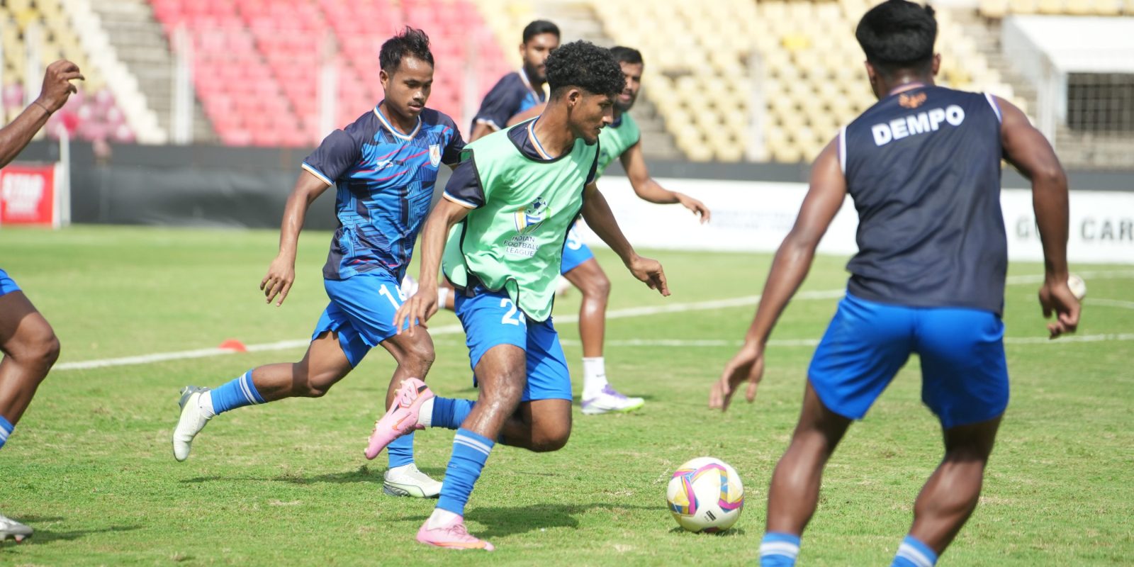 Chanmari, Dempo look for final push