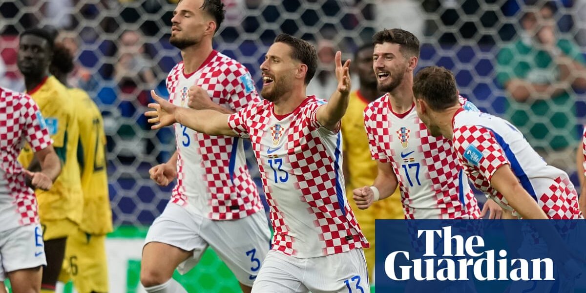 Croatia snatch second by beating Ghana but both through to World Cup knockout stage