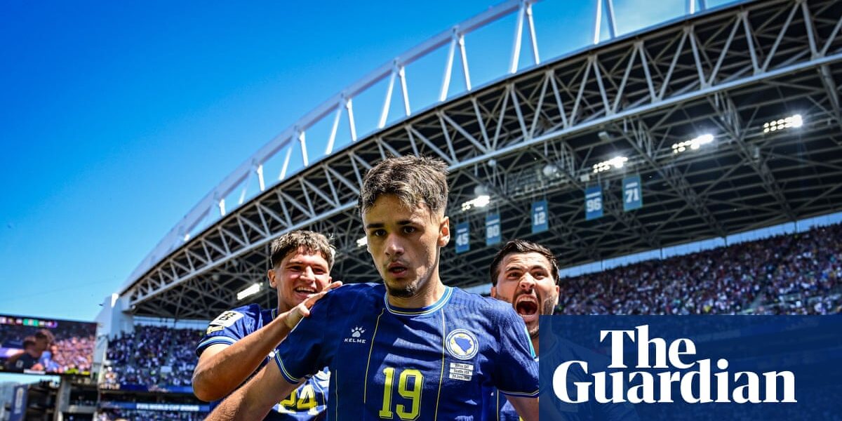Bosnia and Herzegovina book place in knockout stage after seeing off Qatar