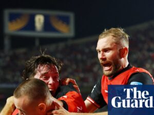 Late drama sends Austria and Algeria into World Cup knockouts to break Iran hearts