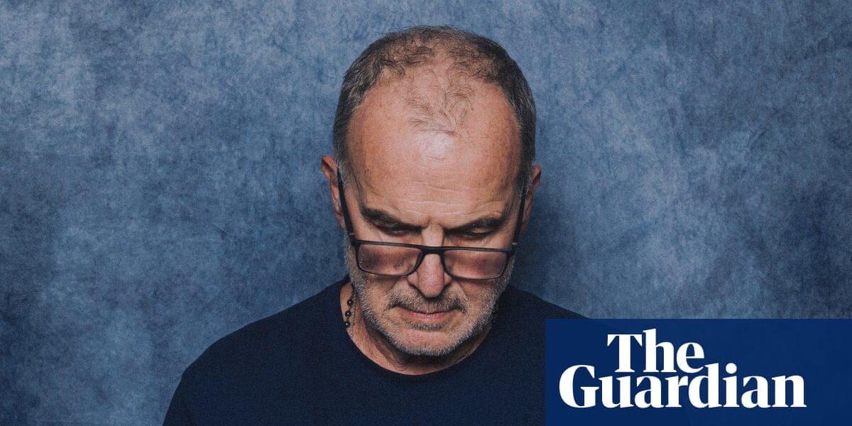‘I’m not a model!’ Uruguay’s Bielsa defends bizarre World Cup portrait shoot