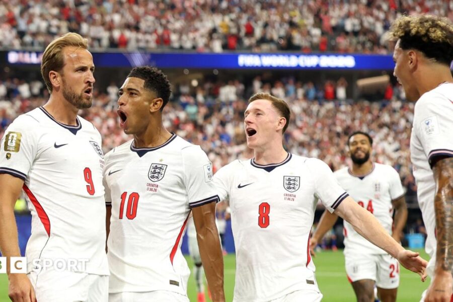 How does qualification for the World Cup knockout stage work?