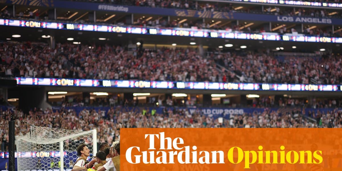 Los Angeles conjures up irresistible spectacle as USA sparkle in opening act | Barney Ronay