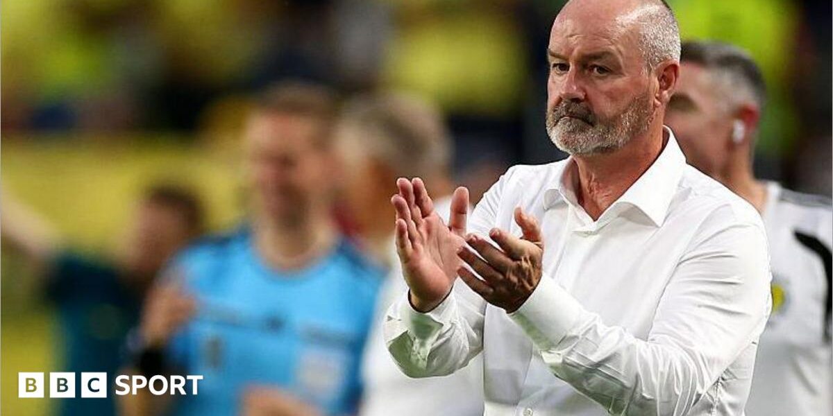 Clarke says standing down ‘easy’ decision after World Cup exit