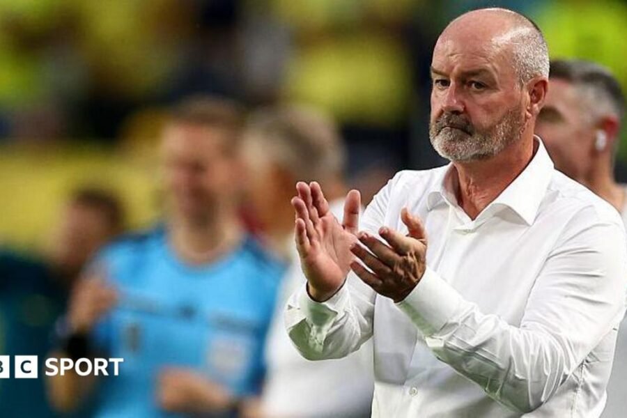 Clarke says standing down 'easy' decision after World Cup exit