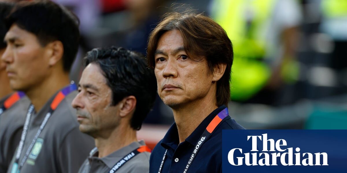 South Korea coach resigns after president condemns ‘incompetent people’ in World Cup exit