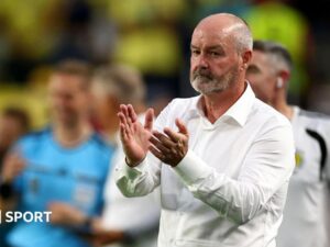 ‘Think we’re going home’ – Clarke & McGinn rue Scotland mistakes