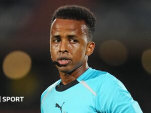 Fifa to pay Somali referee Artan full World Cup fee