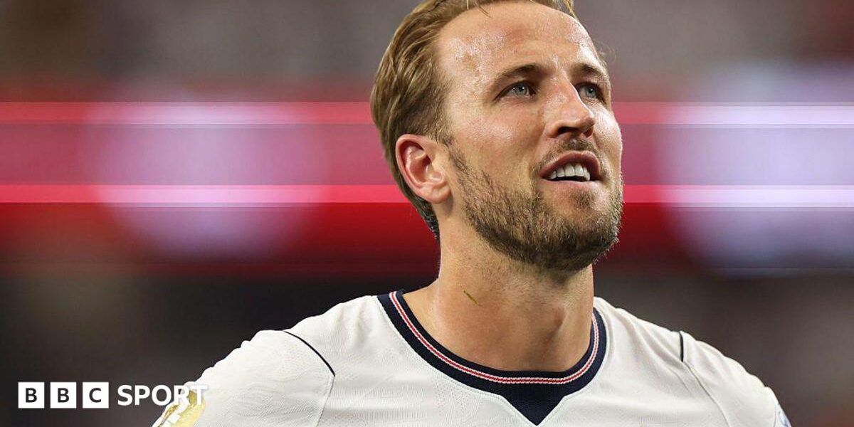 Kane is England’s greatest striker, says Lineker