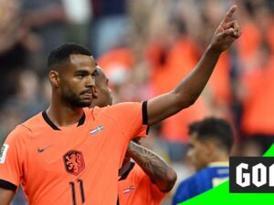 Gakpo fires home the 100th goal of this World Cup