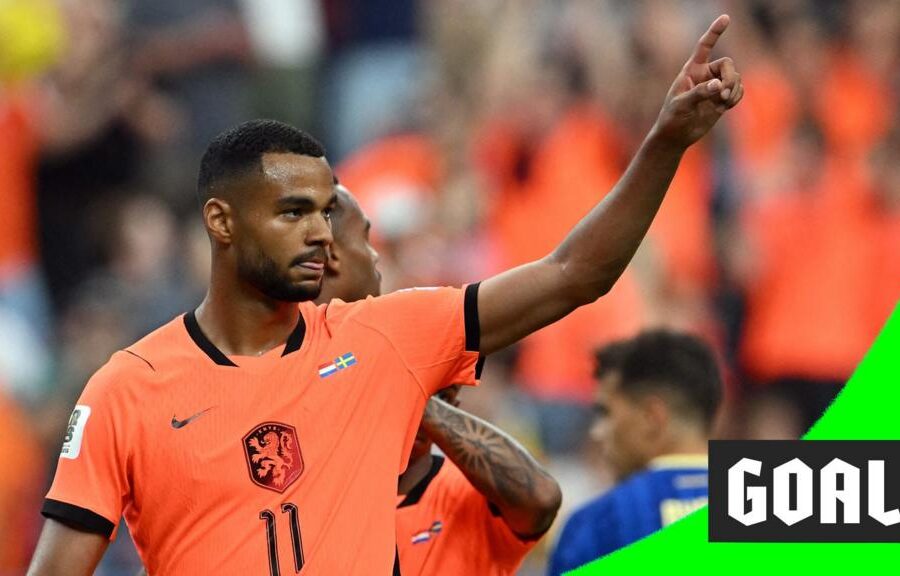 Gakpo fires home the 100th goal of this World Cup