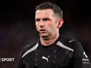 Injured referee Oliver to miss World Cup match