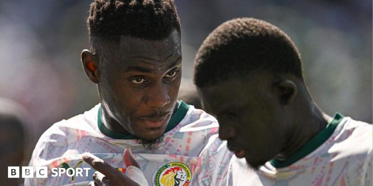 Unpaid bonuses and food issues – what’s going on inside Senegal camp?