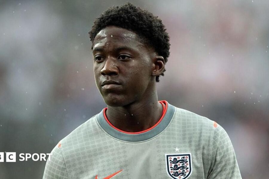 Pick Mainoo over Anderson against DR Congo - Rooney