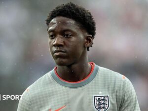 Pick Mainoo over Anderson against DR Congo – Rooney