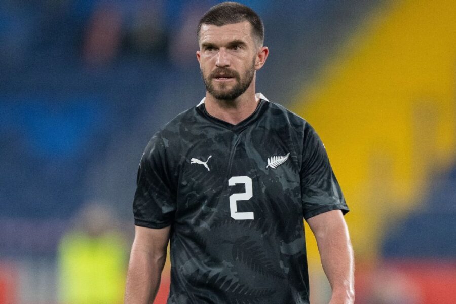 Social sensation Payne signs deal with Olimpia