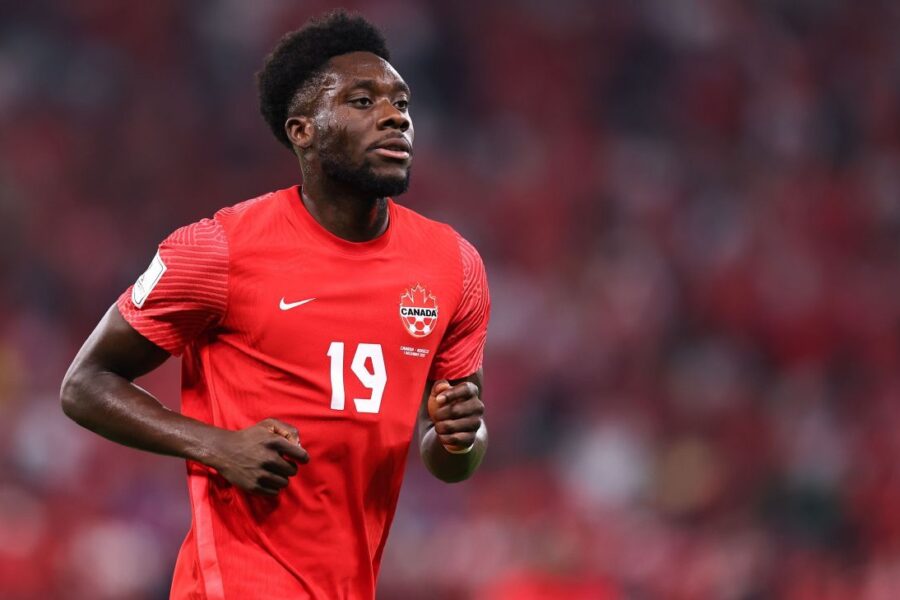 Canada's Davies fit to face Qatar in World Cup