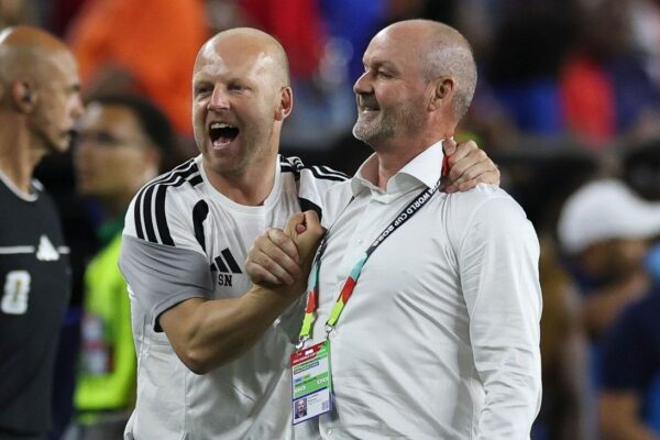Scotland ease ‘pressure’ with 1st WC win since 199…