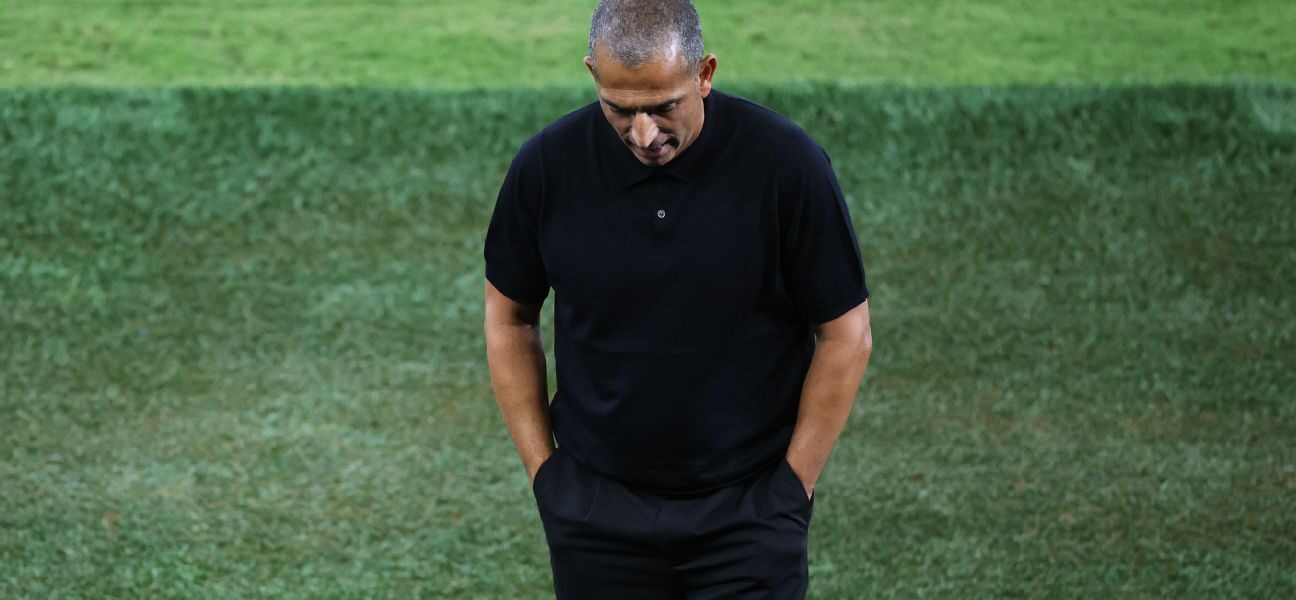 😞Which coaches were sacked during World Cup?