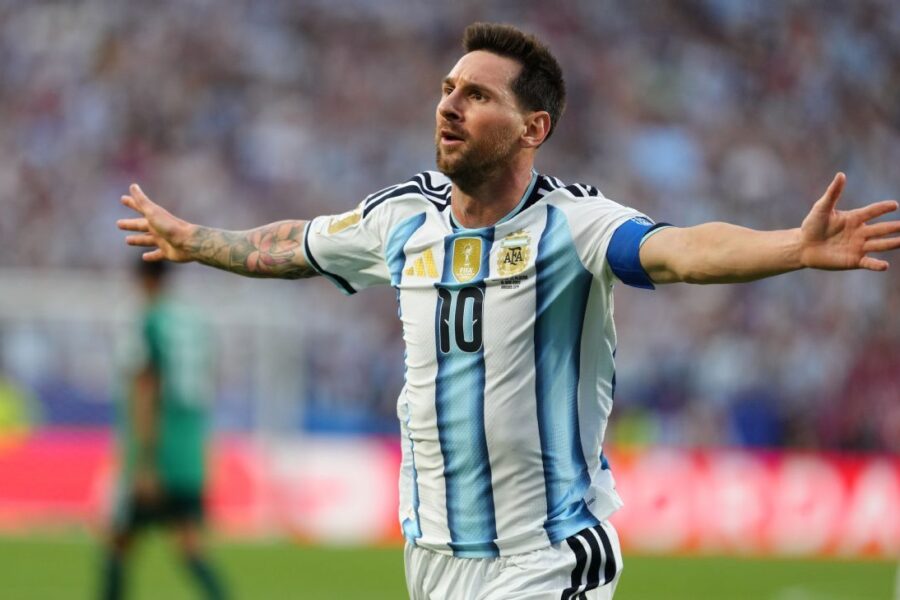 Messi ties Klose record with 16th World Cup goal
