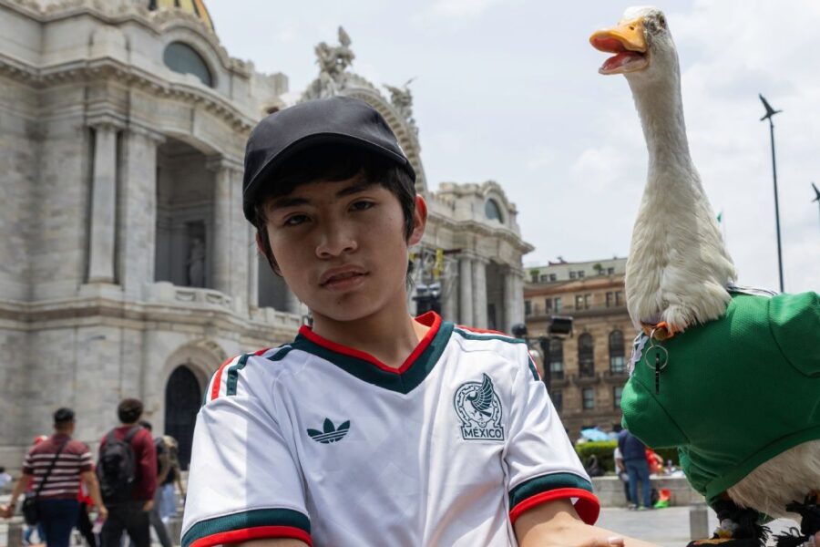 World Cup's best viral moments: Mexico, Scotland d...