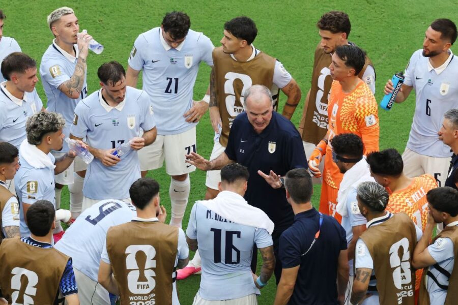 Can Marcelo Bielsa's Uruguay stop their World Cup ...