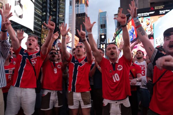 World Cup Daily: Norway fans’ ‘Viking Row’ takes o…