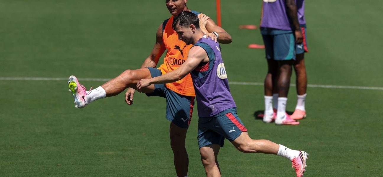 Conceição: No obligation to pass ball to Ronaldo