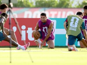World Cup Daily LIVE: Cristiano Ronaldo’s new gold…