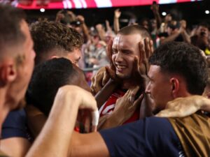 World Cup Daily LIVE: Iran despair after late Aust…