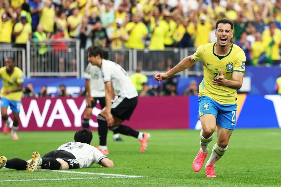 Brazil avoid World Cup shock with late win vs. Jap...