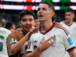 Ochoa and Mora make World Cup history as Mexico down Czech Republic