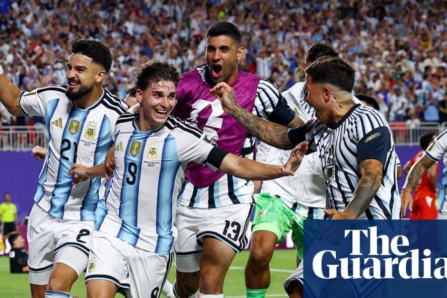 Julián Álvarez’s extra-time stunner sinks 10-man Switzerland to send Argentina into semi-finals