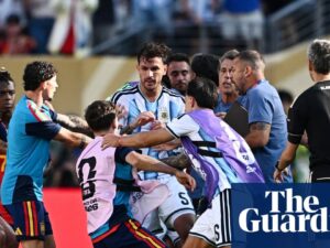 Ugly scenes as Argentina lose World Cup final – video