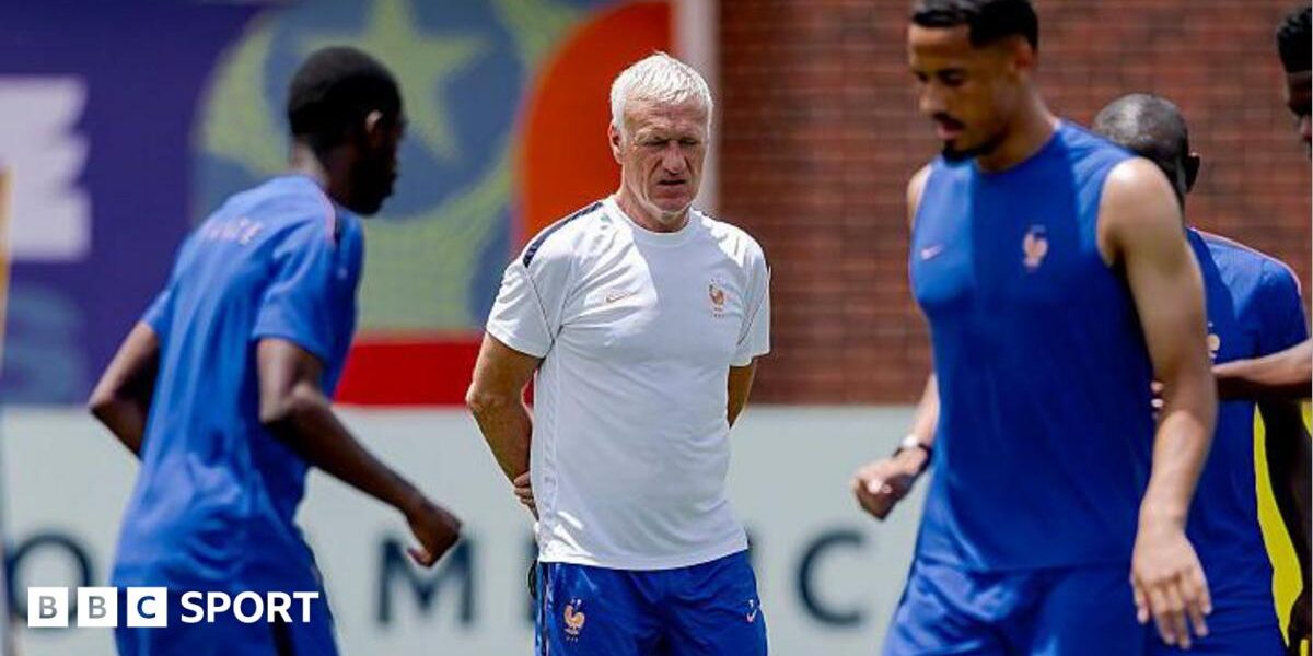 Deschamps predicts spectacular France v Spain semi-final