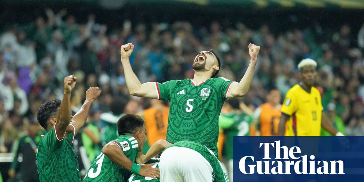 Mexico end World Cup knockout drought with last-32 win over Ecuador in Azteca cauldron