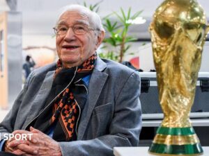 The 91-year-old Argentine journalist covering his 18th World Cup