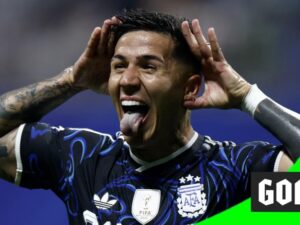 Fernandez fires in equaliser for Argentina