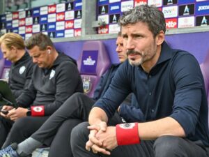 Van Bommel to replace Garcia as Belgium coach