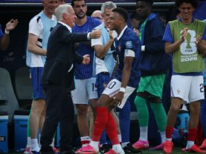 Mbappé sets record to lead France past Sweden