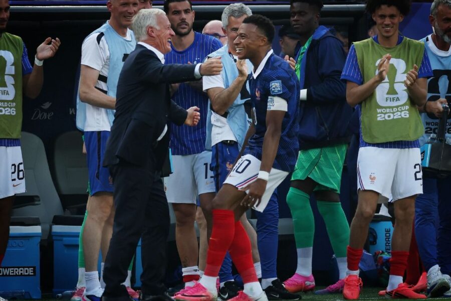 Mbappé sets record to lead France past Sweden